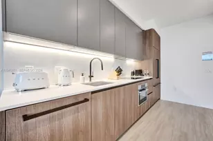 580 72nd, Miami Beach, FL 33141 - Photo 7