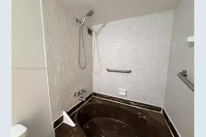 800 Parkview Dr #303, Hallandale Beach, FL 33009 - Photo 21