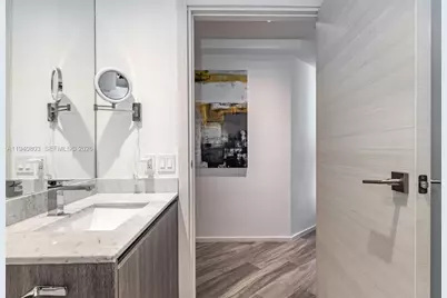 801 S Miami Ave #2905, Miami, FL 33130 - Photo 27