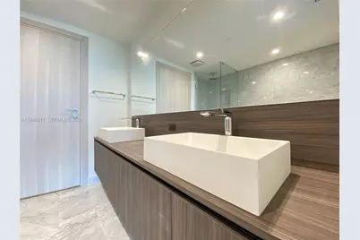 [Address not provided], Miami, FL 33131 - Photo 7