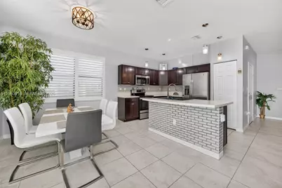 3756 NE 1st St, Homestead, FL 33033 - Photo 3