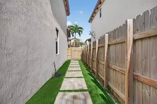 3756 NE 1st St, Homestead, FL 33033 - Photo 45