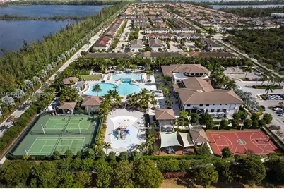 8885 NW 102nd Ct, Doral, FL 33178 - Photo 27