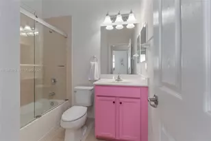 8885 NW 102nd Ct, Doral, FL 33178 - Photo 23