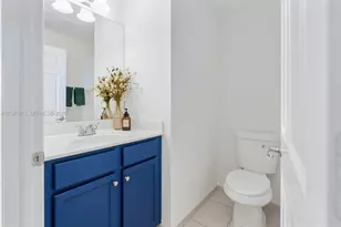 8885 NW 102nd Ct, Doral, FL 33178 - Photo 13