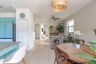 8885 NW 102nd Ct, Doral, FL 33178 - Photo 11