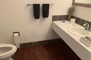 900 Bay Dr, Miami Beach, FL 33141 - Photo 31