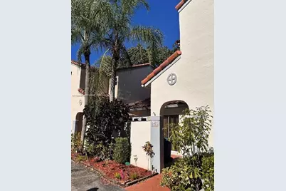 1401 Cottonwood Cir #1, Weston, FL 33326 - Photo 1