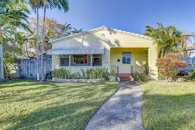1425 Madison St, Hollywood, FL 33020 - Photo 1