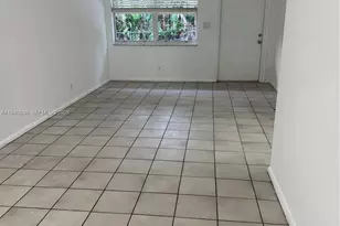 212 NE 41st St, Oakland Park, FL 33334 - Photo 13