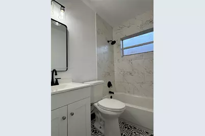 212 NE 41 St #212, Oakland Park, FL 33334 - Photo 3