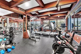 600 NE 36th St, Miami, FL 33137 - Photo 35