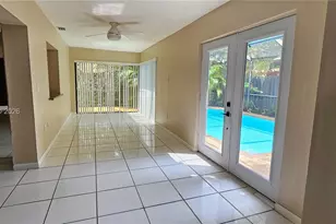 1451 W Sandpiper Cir, Pembroke Pines, FL 33026 - Photo 9