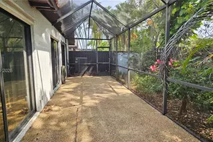 1451 W Sandpiper Cir, Pembroke Pines, FL 33026 - Photo 21