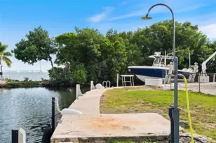 127 Seaside Ave, Key Largo, FL 33037 - Photo 11