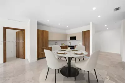 701 Valencia Ave #703, Coral Gables, FL 33134 - Photo 5