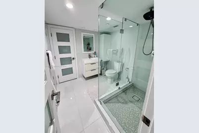 1912 S Ocean Dr #2C, Hallandale Beach, FL 33009 - Photo 17