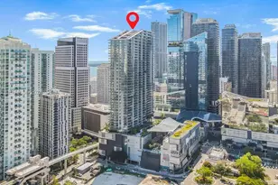 68 SE 6th St, Miami, FL 33131 - Photo 29