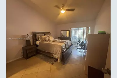 7390 S Pinewalk Dr S, Margate, FL 33063 - Photo 35