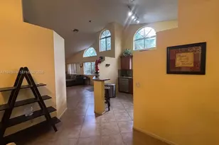 7390 S Pinewalk Dr S, Margate, FL 33063 - Photo 5