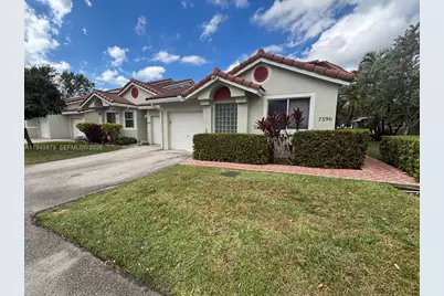 7390 S Pinewalk Dr S, Margate, FL 33063 - Photo 27