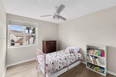 10931 SW 10th Pl, Davie, FL 33324 - Photo 33