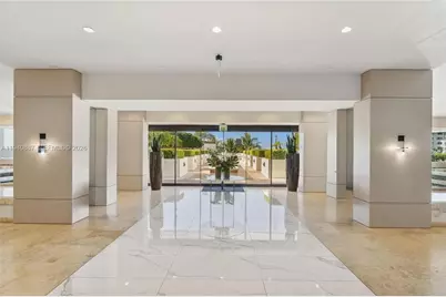 1000 W Island Blvd #2806, Aventura, FL 33160 - Photo 35