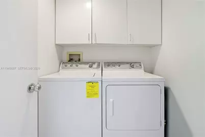 1000 W Island Blvd #2806, Aventura, FL 33160 - Photo 23