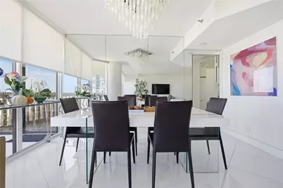 1000 W Island Blvd #2806, Aventura, FL 33160 - Photo 5