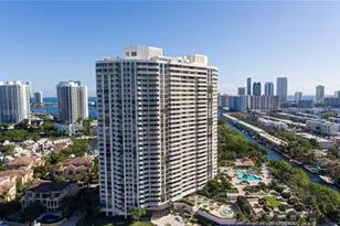 1000 W Island Blvd, Aventura, FL 33160 - Photo 29
