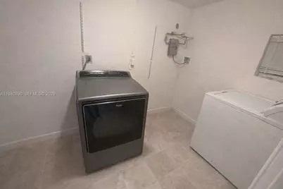 933 NW 3rd Ter, Florida City, FL 33034 - Photo 9