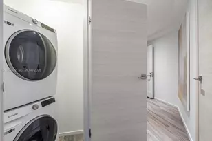 801 S Miami Ave, Miami, FL 33130 - Photo 17