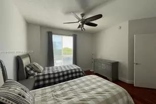 7270 SW 88th St, Miami, FL 33156 - Photo 11