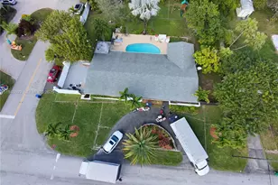 8495 SW 141st St, Palmetto Bay, FL 33158 - Photo 5