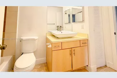 3400 N Pinewalk Dr N #934, Margate, FL 33063 - Photo 9