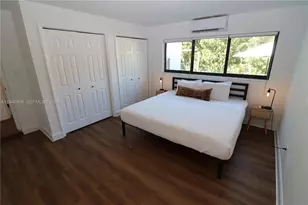 11534 NE 13th Ave, Miami, FL 33161 - Photo 15