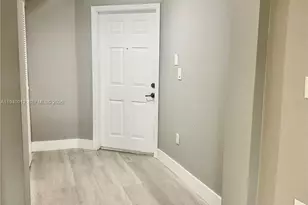 11403 NW 89th St, Doral, FL 33178 - Photo 19