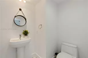 1800 S Ocean Dr, Hallandale Beach, FL 33009 - Photo 17