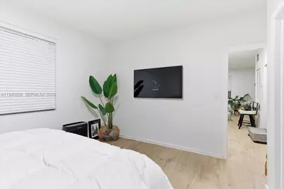 632 15th St, Miami Beach, FL 33139 - Photo 11