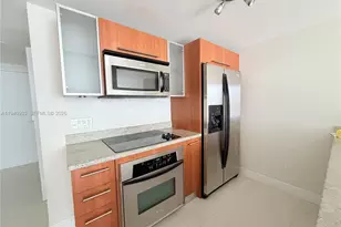 185 SW 7th St, Miami, FL 33130 - Photo 1