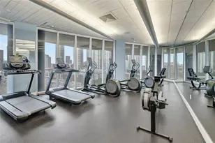 185 SW 7th St, Miami, FL 33130 - Photo 13