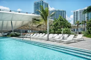 68 SE 6th St, Miami, FL 33131 - Photo 15