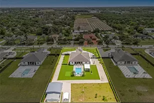 18261 SW 224th St, Miami, FL 33170 - Photo 5