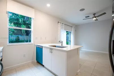 1336 SE 26th Ter, Homestead, FL 33035 - Photo 13