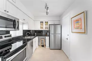 6770 Indian Creek Dr, Miami Beach, FL 33141 - Photo 17