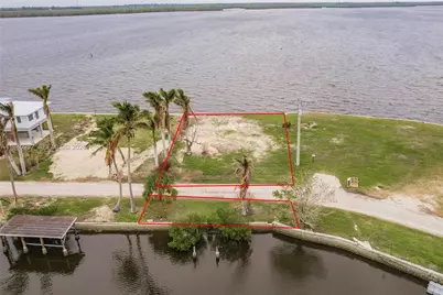 11114 Matlacha, Other City - In The State Of Florida, FL 33993 - Photo 17