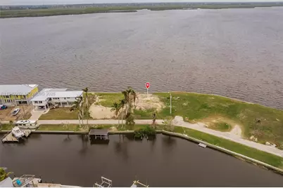 11114 Matlacha, Other City - In The State Of Florida, FL 33993 - Photo 3