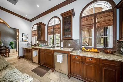 7538 SW 64th St, Miami, FL 33143 - Photo 19