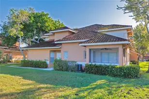 801 NW 91st Terrace, Plantation, FL 33324 - Photo 3