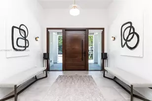 2560 NE 199th St, Miami, FL 33180 - Photo 5
